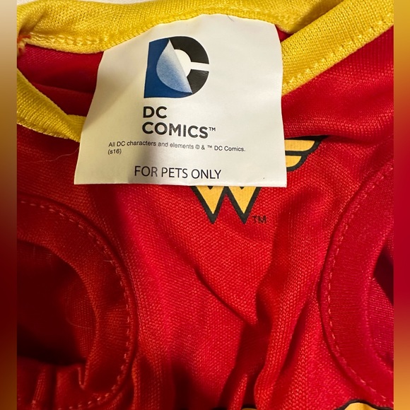 Pet Wonder Woman Costume, Size Small - Picture 4 of 6